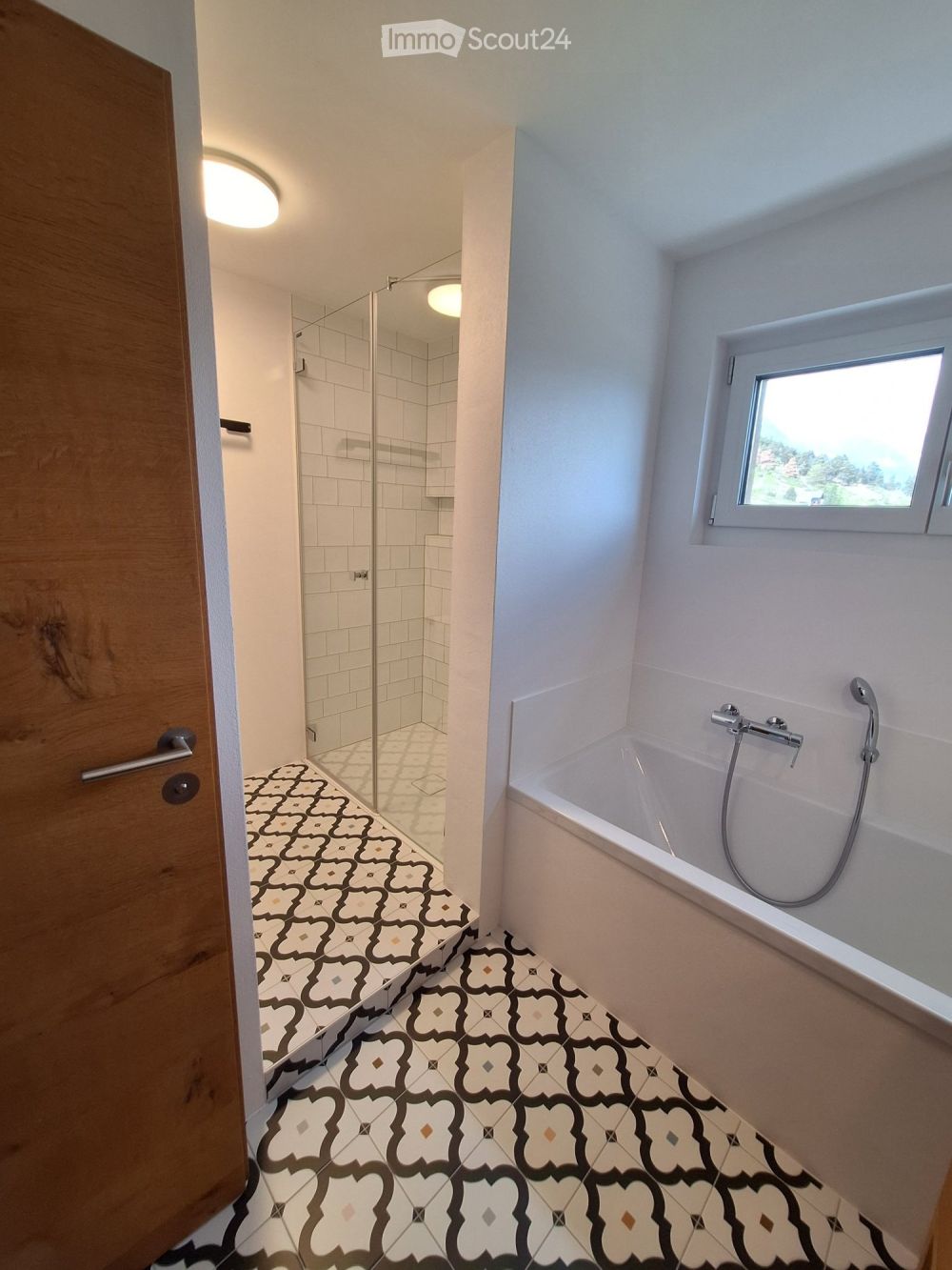 Zu vermieten 4.5 Zi. Wohnung in 3934 Zeneggen VS - Bild 2