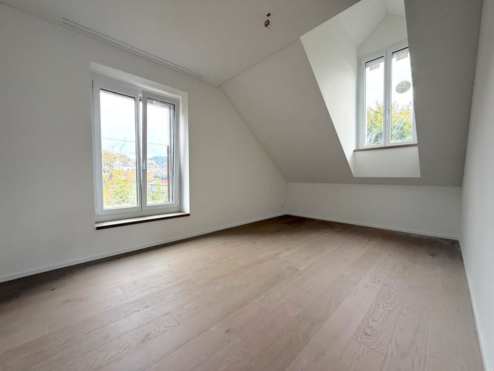 Exklusive kernsanierte Dachwohnung im schönen Bauma - 848e939b-18fc-4ded-99bc-4ccb022f8307.jpg