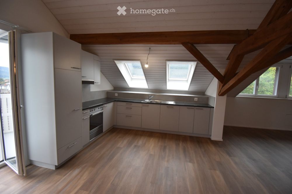 Klimatisierte lichtdurchflutete  4.5 Zimmerwohnung mit 124m2 - Gemütliches Wohnen - Bild 5