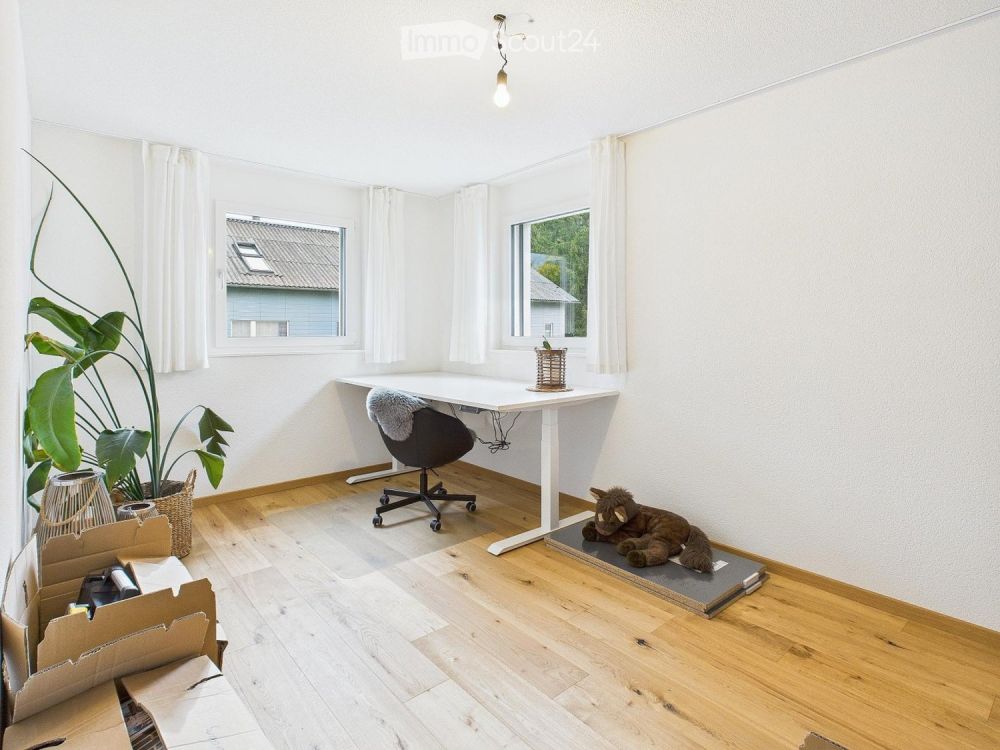 Moderne 4.5-Zimmer-Neubau-Wohnung mit Balkon und Garage in Niederbipp - Bild 7