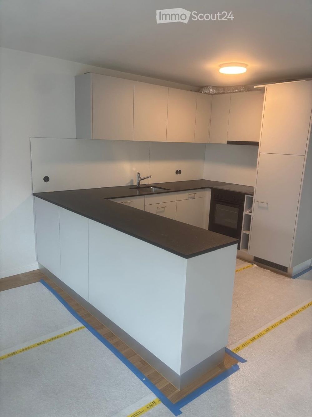 Erstvermietung nach Sanierung - 3.5-Zimmer-Wohnung mit Balkon - Bild 1