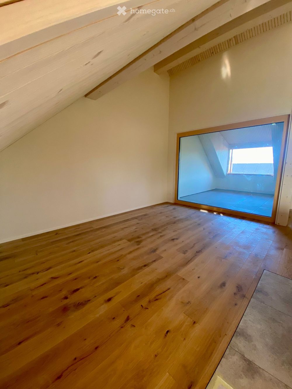 Moderne 5.5-Zimmer-Dachwohnung in ruhiger Lage von Buch b. Frauenfeld - Bild 3