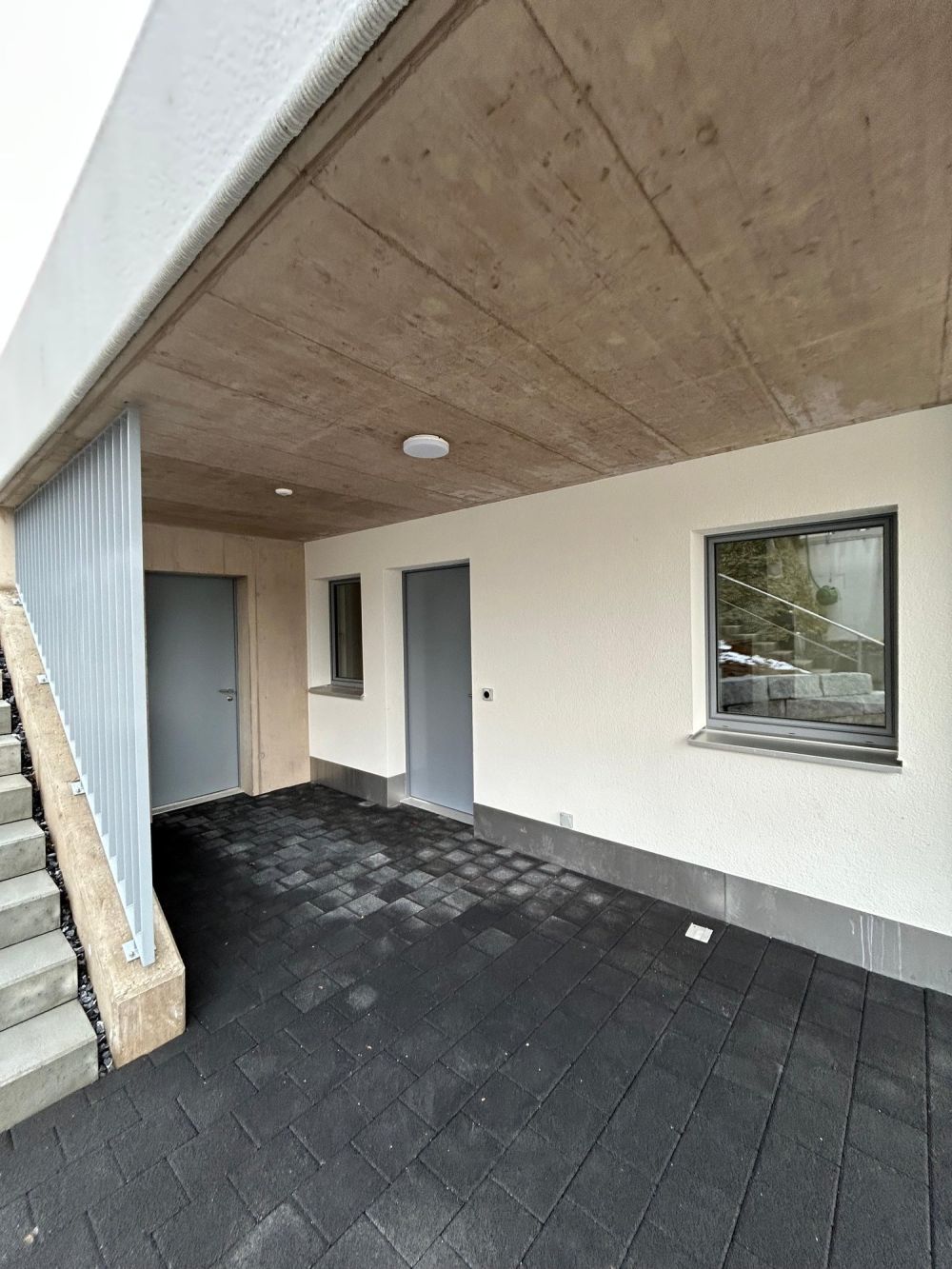 Gartenwohnung (3.5-Zimmer) mit 120m2 privater Rasenfläche und 40m2 Sitzplatz - Bild 11