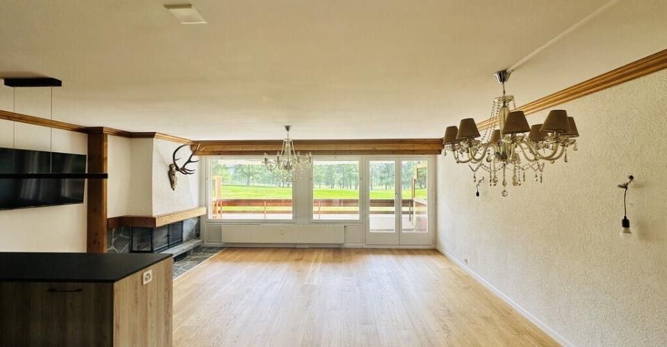 Magnifique 3,5 pièces rénové sur le golf - Appartement 3.5 pièces - image - 2