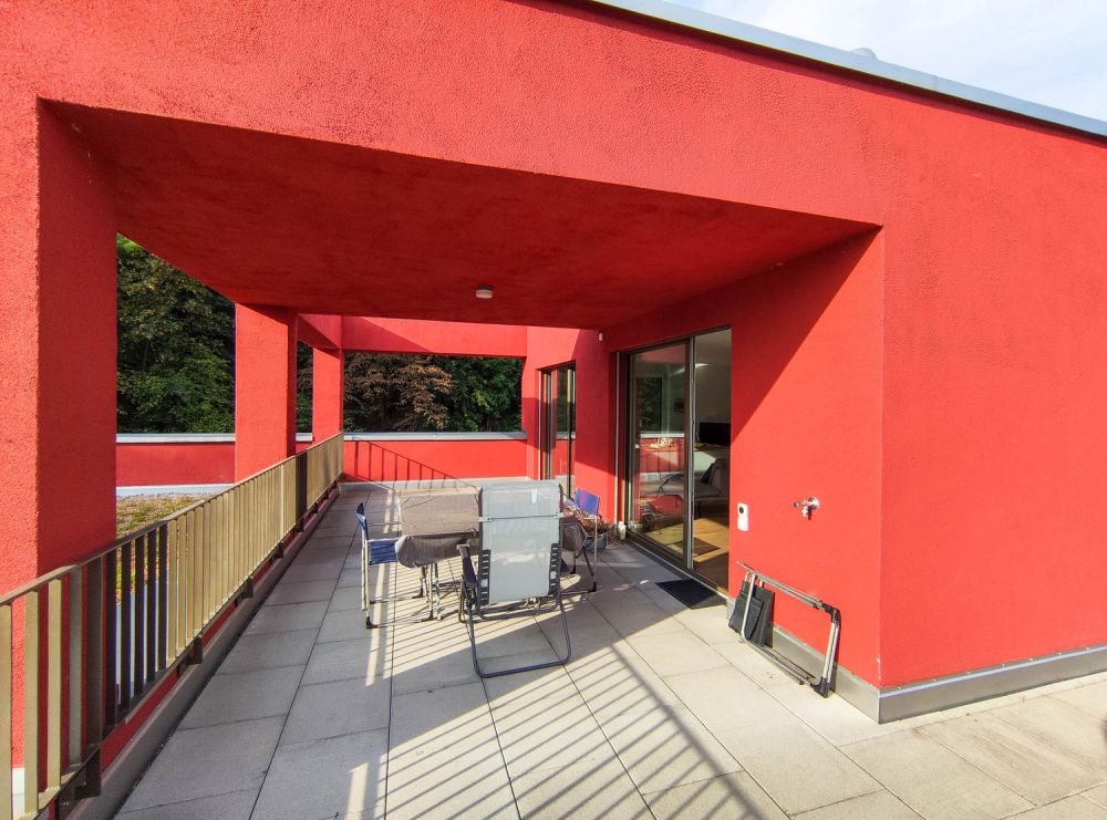 Alltersgerechte, helle 2.5 Attika-Wohnung - Gedeckte Terrasse
