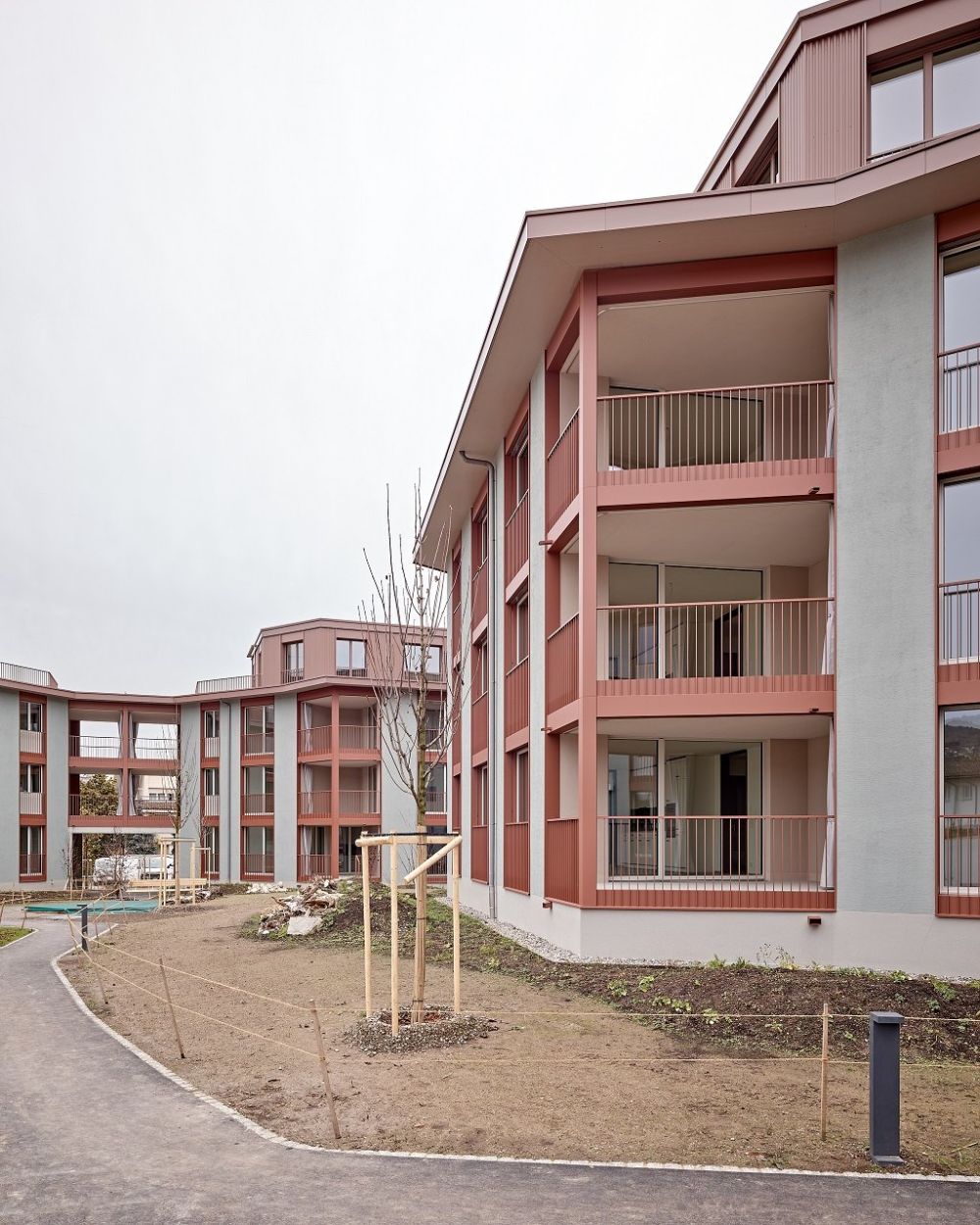 Moderne und grosszügige Genossenschaftswohnung in Dietikon - Bild 1