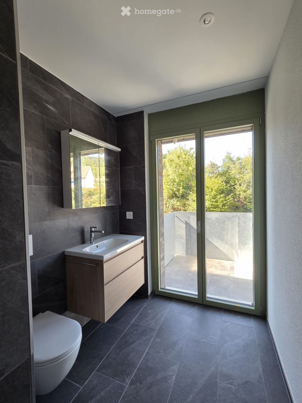 Wohnen am Fluss: Hochwertige 2.5-Zimmer-Neubauwohnung mit grossem Balkon und Traum-Aussicht - Bild 3