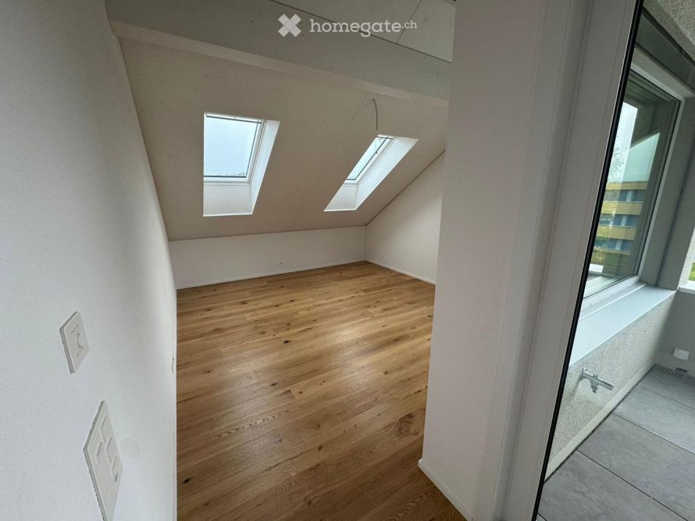 Helle 3.5Zi-Dachwohnung (Preis inkl. PP 1. UG) - Bild 8