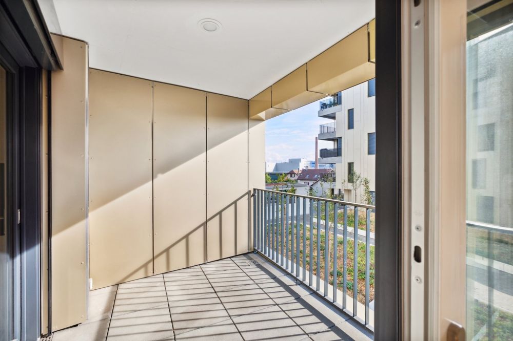 Joli logement dans quartier récent - Balkon/Terrasse/Sitzplatz