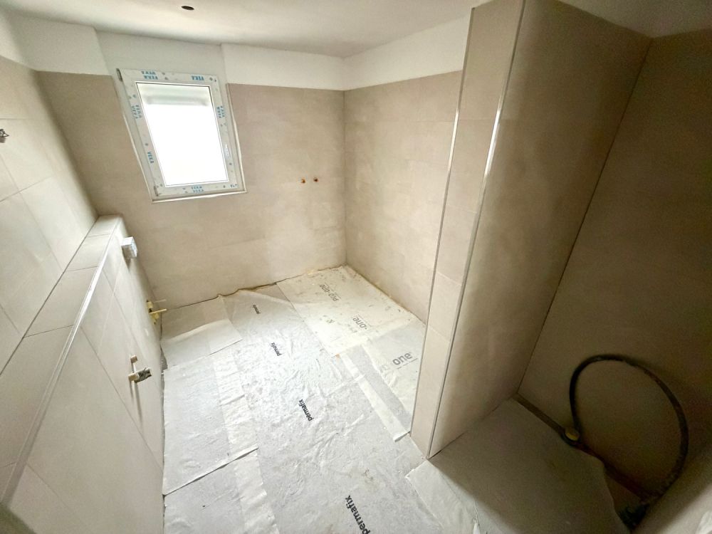 Erstvermietung  grosszügige 3.5-Zimmer-Wohnung an bevorzugter Hanglage - Bild 6