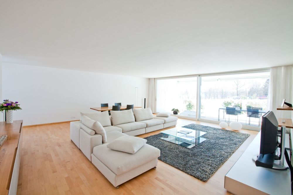 Grosszügige und hochwertige Gartenwohnung in naturnaher Umgebung - Wohnen 2 W2