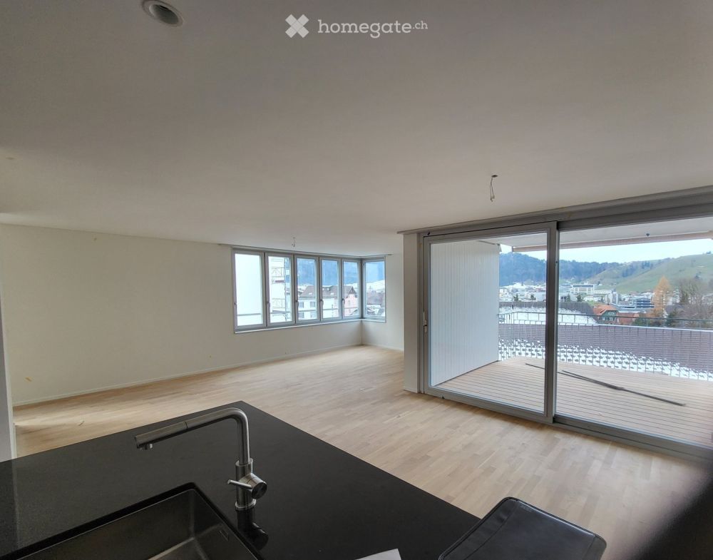 Attraktive Neubauwohnung am Klosterplatz in Einsiedeln: zentral, sonnig, ruhig und mit Weitsicht - Bild 1