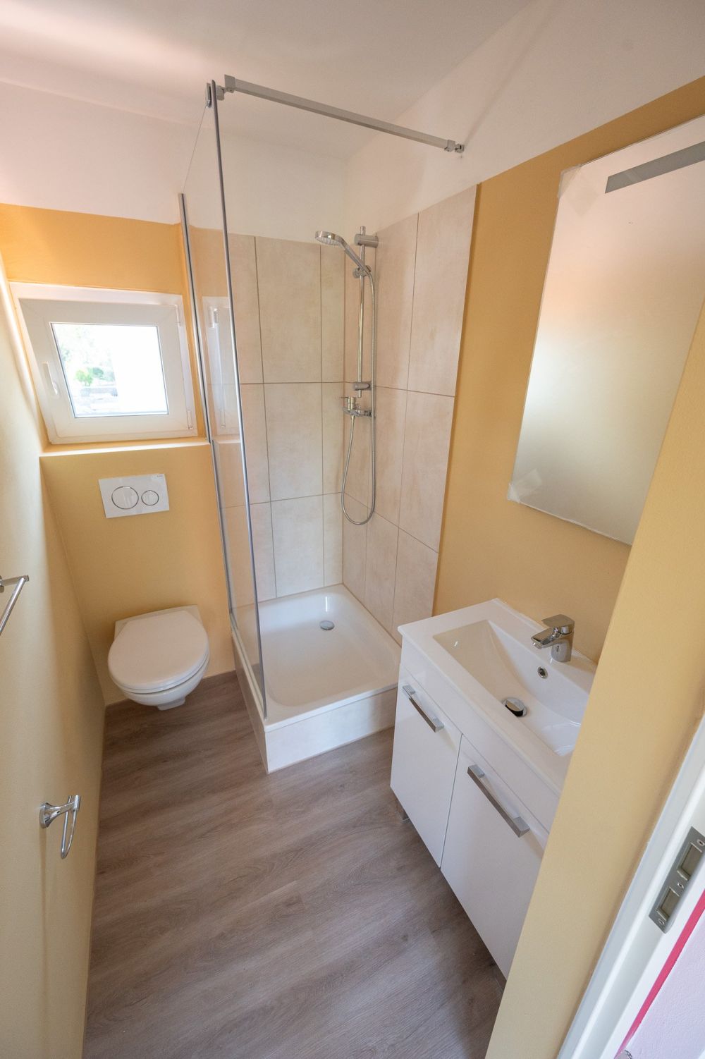Moderne 4-Zimmer-Duplex-Wohnung in Meilen mit Seenähe - Bild 13