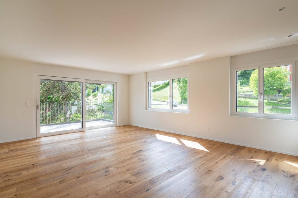 Neuwertige 3.5-Zi. Gartenwohnung - Bild 3