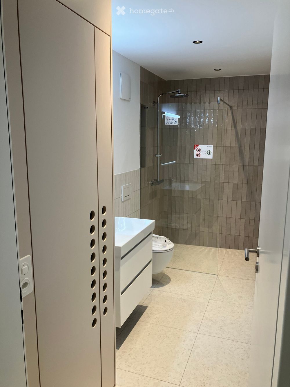 Neue 5.5-Zimmer-Wohnung mit Weitblick - Bild 6