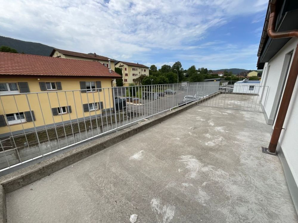 Charmantes 3.5-Zimmer-Neuwagenwohnung mit großer Terrasse - Bild 8