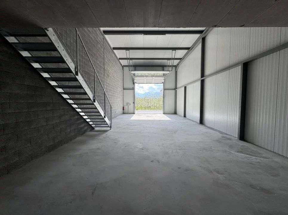 Derniers lots disponibles ?  proximité immédiate de l'A9 et de la zone industrielle de Saxon! - Bild 2