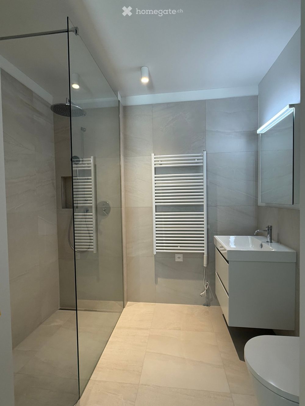 Moderne 3.5-Zimmer-Wohnung mit Einstellplatz in Cham - Bild 4