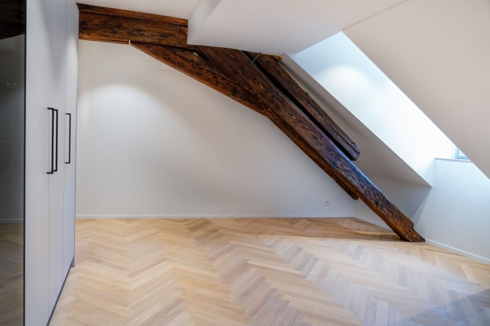 Charmante, kernsanierte 4.5-Zimmer-Dachmaisonettewohnung - Bild 10