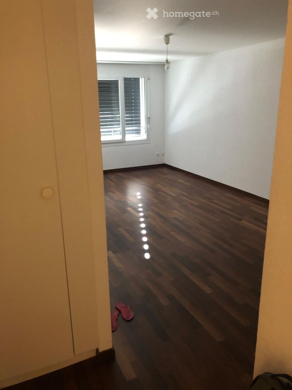 Appartement rénové de 2,5 pièces à 5 minutes à pied de l"arrêt de métro Riponne - Bild 1