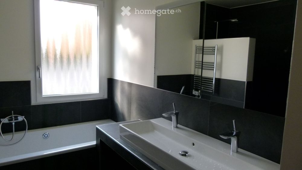 Superbe 3,5 pcs au centre de Rolle - Bild 3