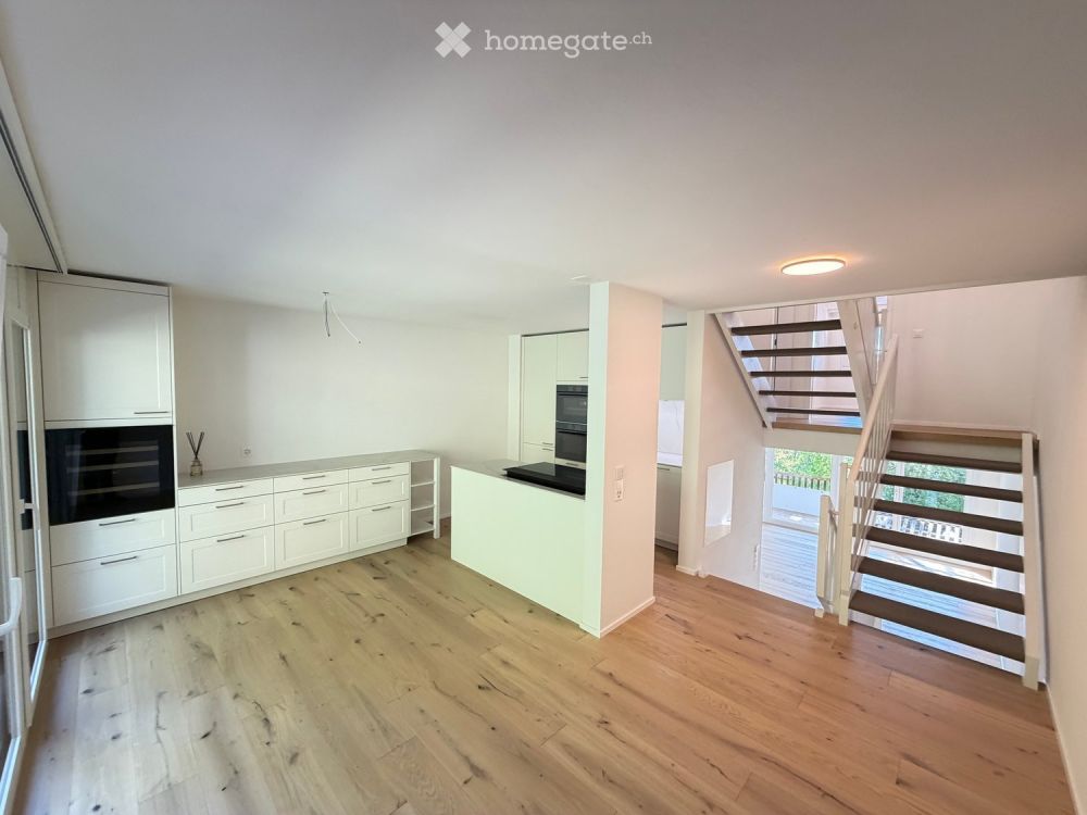 Erstbezug nach Totalsanierung – hochwertiges 5.5-Zimmer-Haus mit Garten - Bild 1