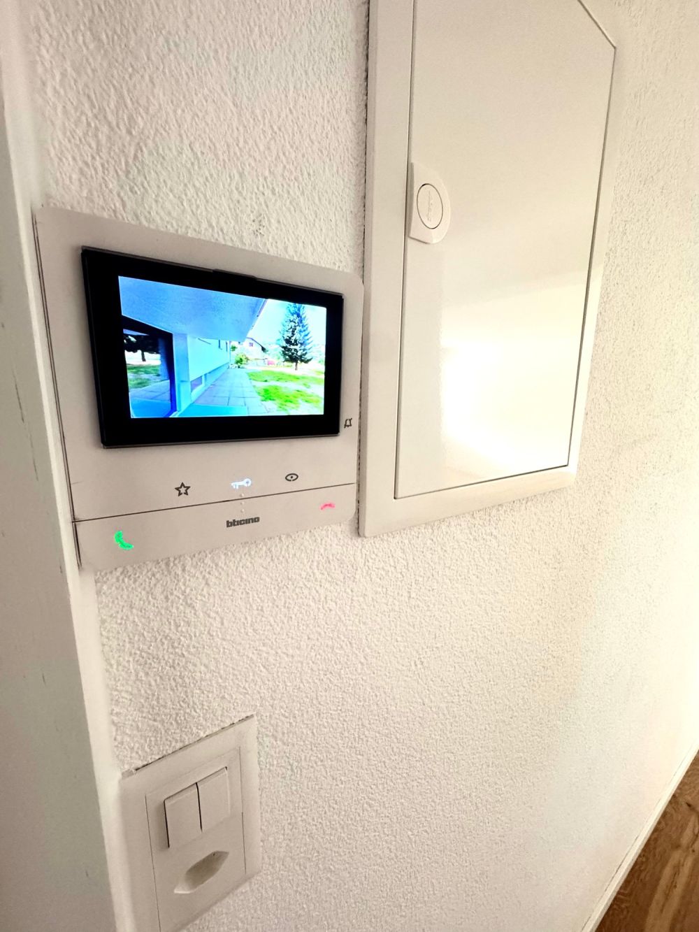 ERSTVERMIETUNG: Wunderschöne 2.5 Zimmer Wohnungen in Niedergösgen - Bild 2