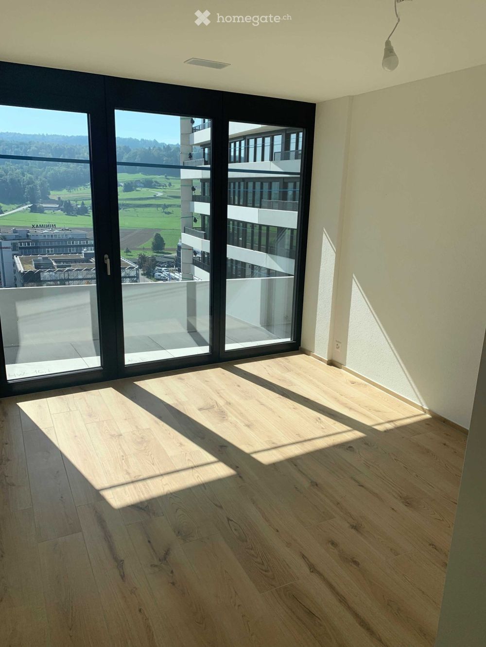 Modern 4.5-Room Apartment in Brand New High-Rise Building - Bild 5