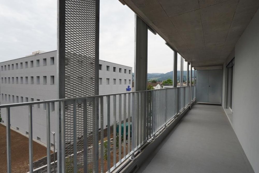 Ihr neues Zuhause nahe Bahnhof Muttenz und FHNW - Balkon