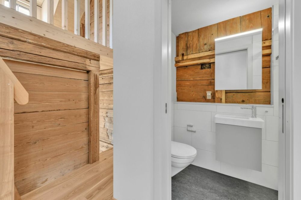 Einziehen und wohlfühlen: Charmanter 3.5-Zimmer-Hausteil, kernsaniert und bezugsbereit in Bazenheid - Bild 7