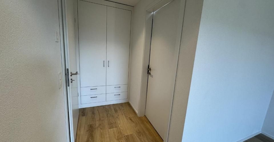 05595 - Appart. 3½ PCES - IMP. CHAMP-RIOND 8 - MATRAN - Appartement 3.5 pièces - image - 5