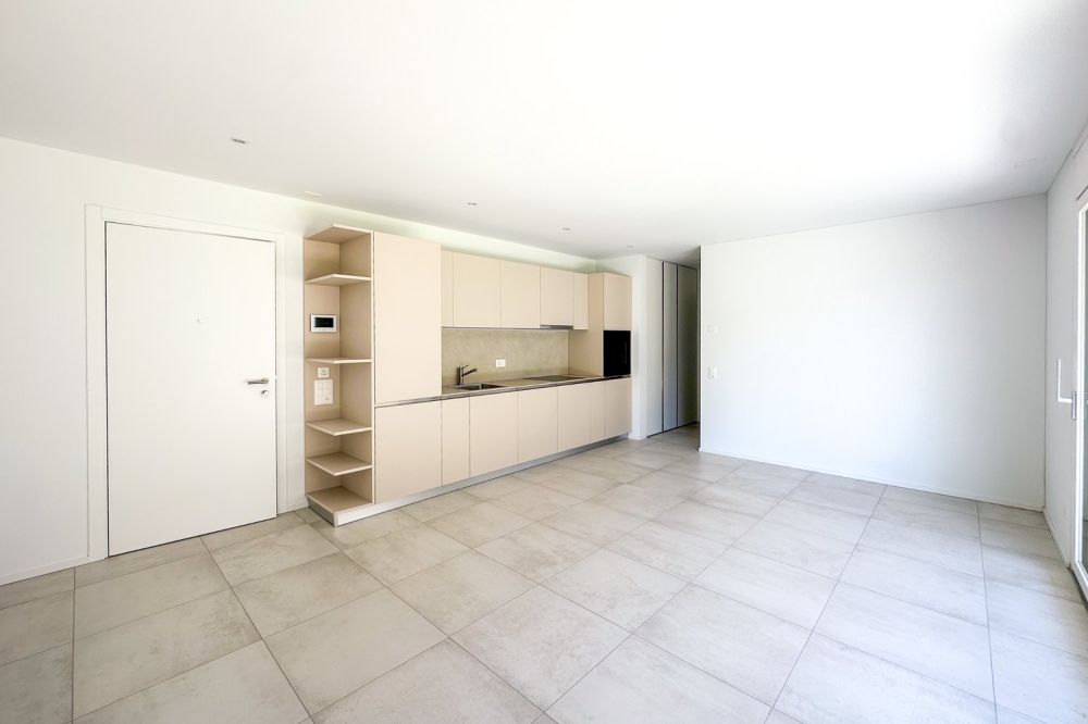 Elegante 2.5 locali con giardino a Lumino (TI) - Bild 3