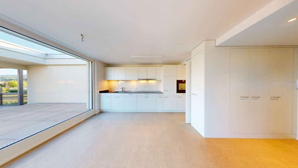 2.5-Zimmer-Penthouse im 6. OG mit grosser Terrasse und Weitsicht - Bild 2