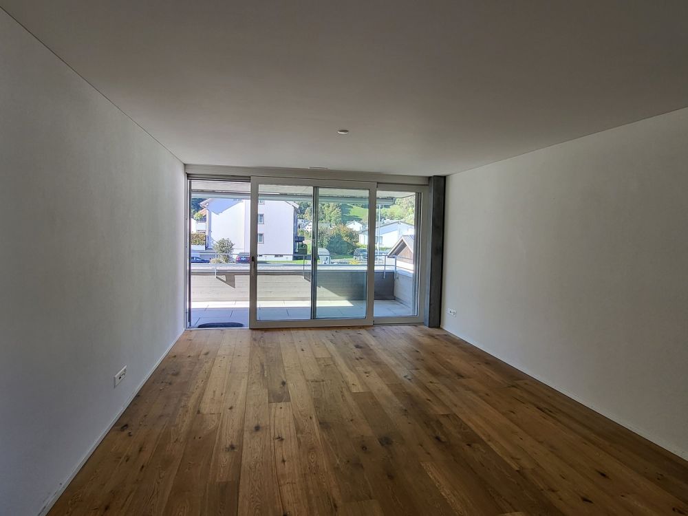 Moderne 3,5-Zimmerwohnung mit grosszügigem Balkon - Bild 2