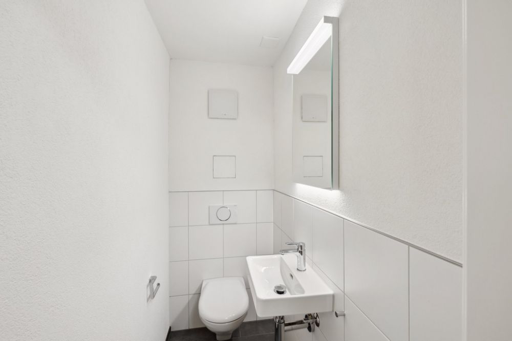 Entdecken Sie unsere neu sanierten Wohnungen - Erstbezug ab April 2026 - Bad