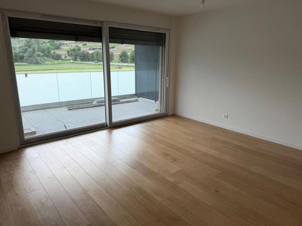 Uvrier / Sion – Magnifique appartement neuf de 2.5 pièces avec terrasse et place de parc - Bild 2