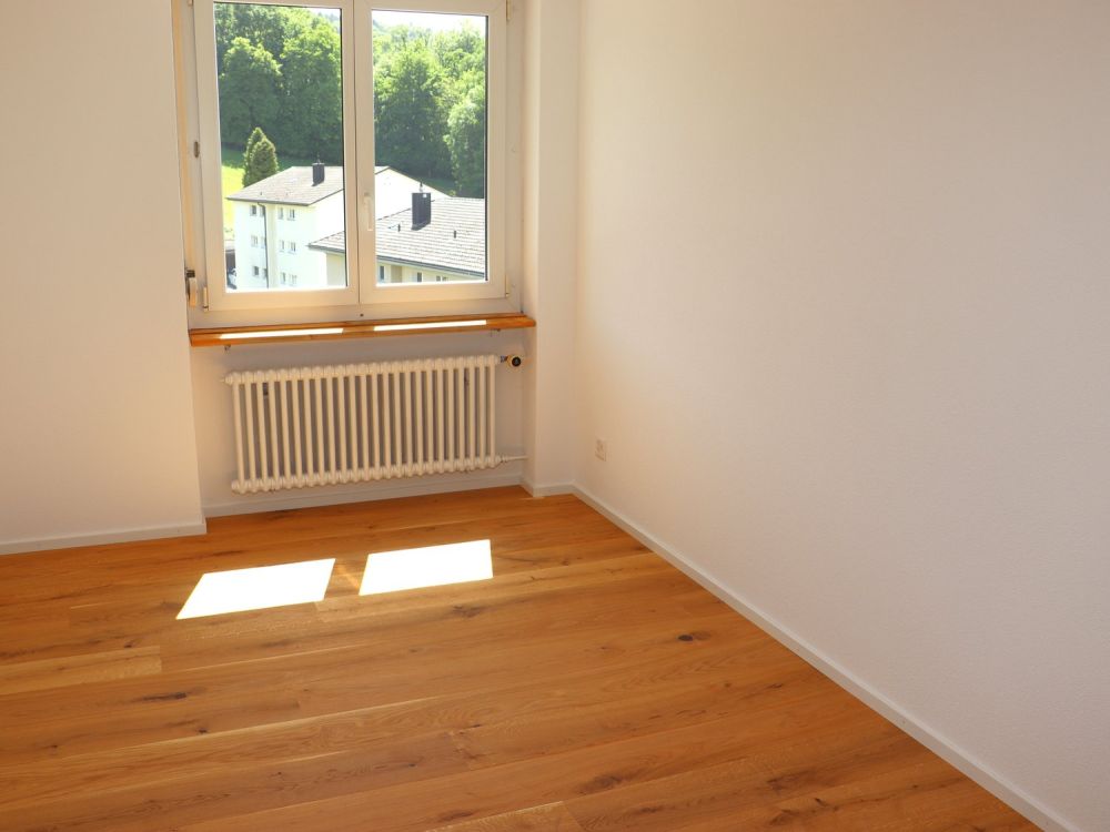Erstvermietung nach Totalsanierung - grosszügige 3.5 Zi.-Wohnungen mit Balkon - Bild 10