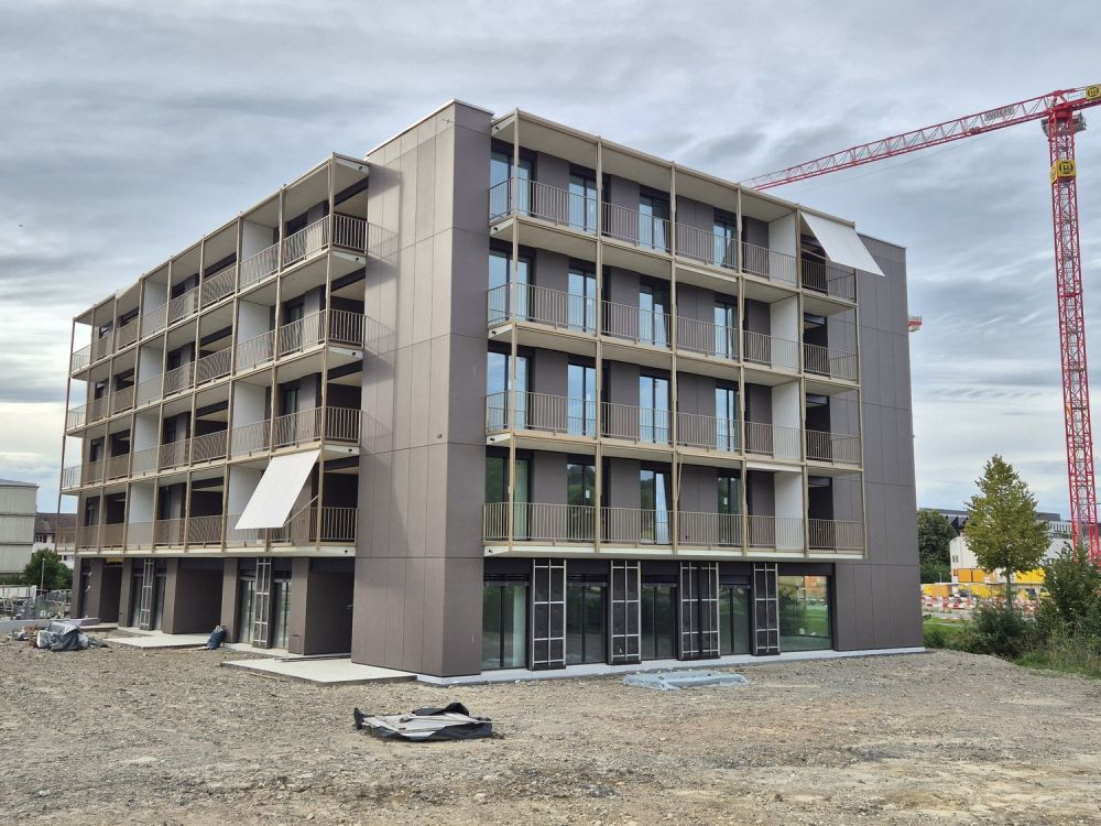 Exklusive 3.5-Zimmer-Neubau-Designerwohnung in der Stadt Zug - Bild 2
