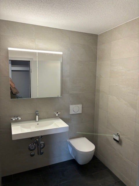 Exklusives Wohnen über Bern – Erstbezug nach Totalsanierung - Bild 6