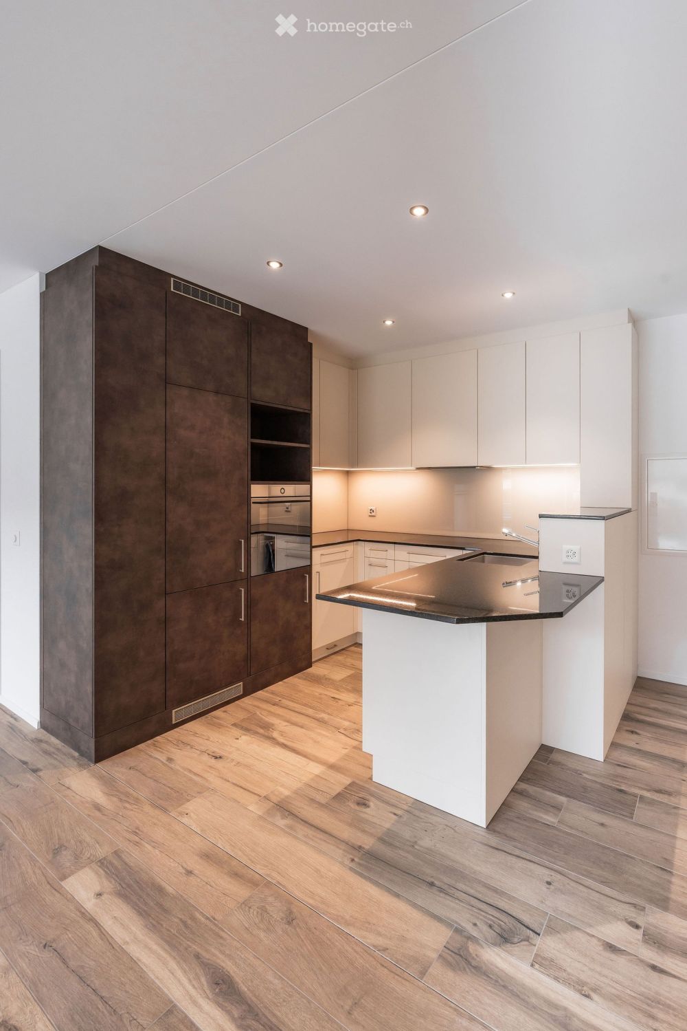 Erstvermietung 2 1/2 Zimmer Parterrewohnung im Eigentumsstandart - Bild 4