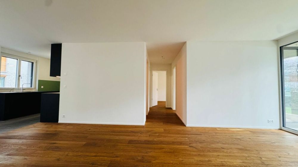 Neuwertige 3.5-Zimmer EG-Wohnung im Eigentumsstandard mit eigenem Eingang, eigenem Waschturm und separatem WC - Bild 5