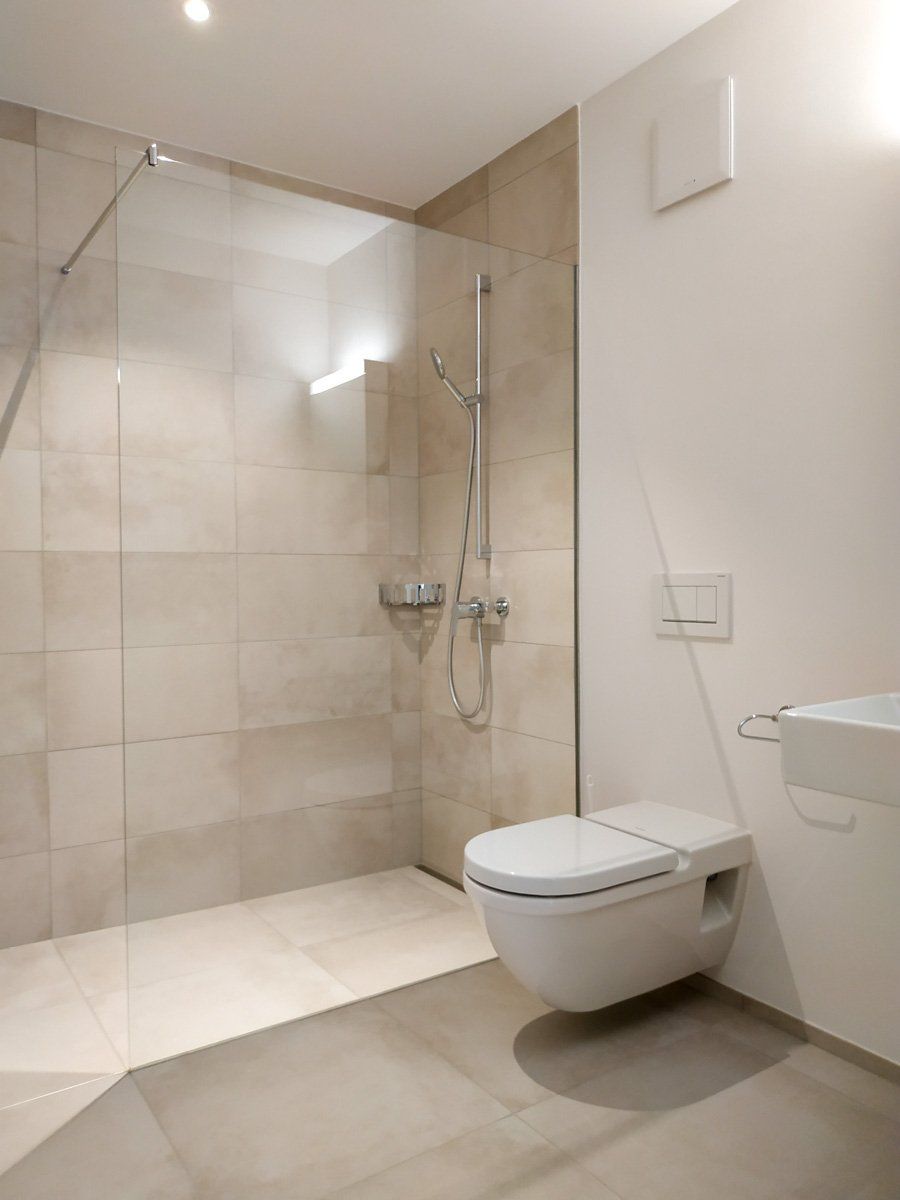 Alltersgerechte, helle 2.5 Attika-Wohnung - WC/Dusche