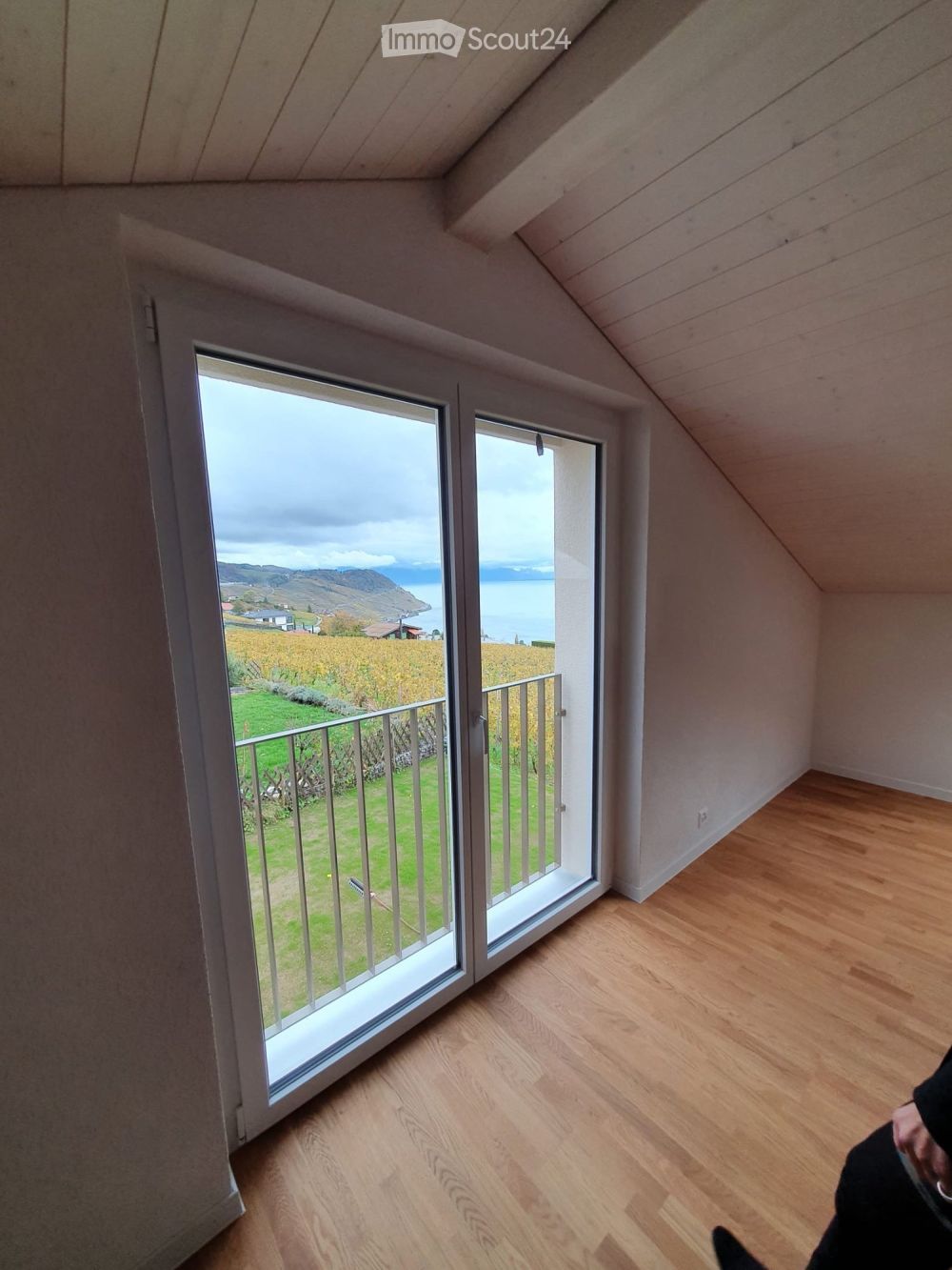 Maison individuelle lumineuse de 5.5 pièces à Grandvaux, avec vue sur les vignobles - Bild 4