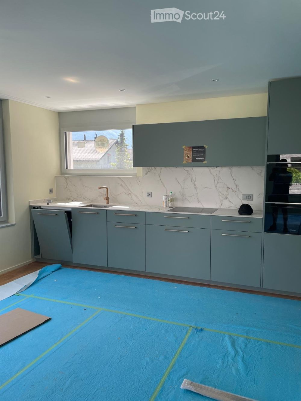 Moderne 3.5-Zimmer-Neubauwohnung mit Balkon, herrliche  Aussicht auf See und Berge - Bild 2