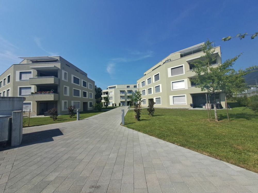 Attraktive 2.5 Zimmerwohnung mit Sitzplatz - Bild 1