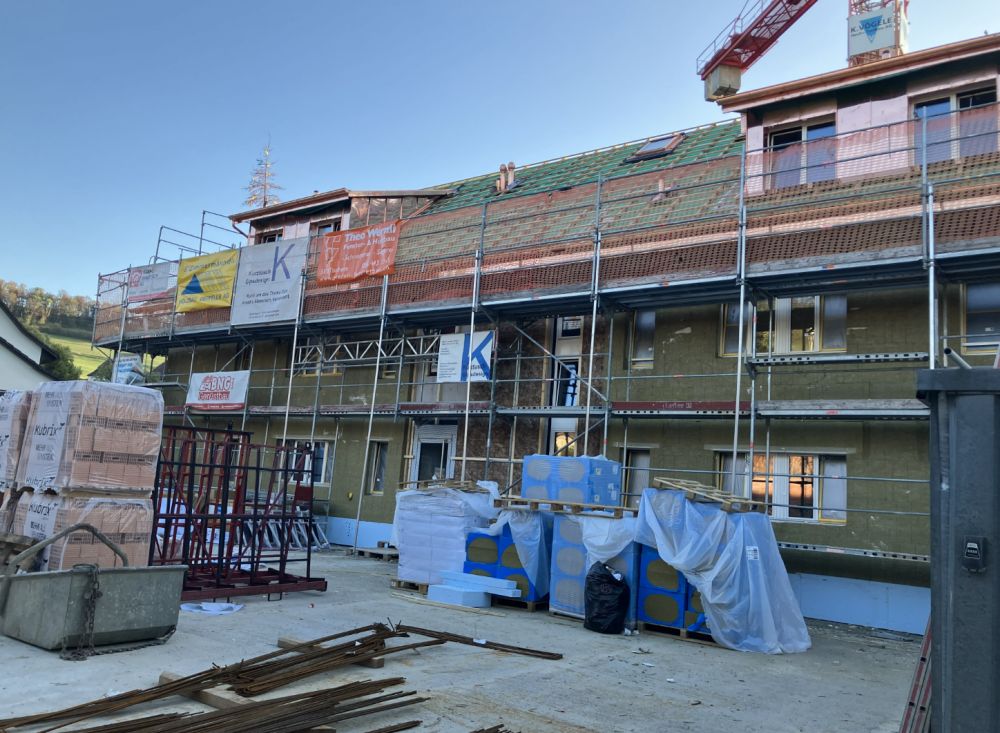 Neue 4 1/2 Zimmer Galerie Wohnung - Bild 2