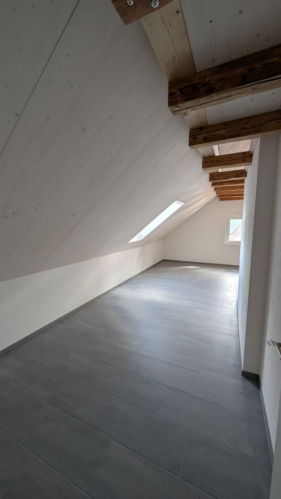 Neubau, moderne 2.5 - Zimmer Attika Wohnung im Eigentumsstandart - Bild 10