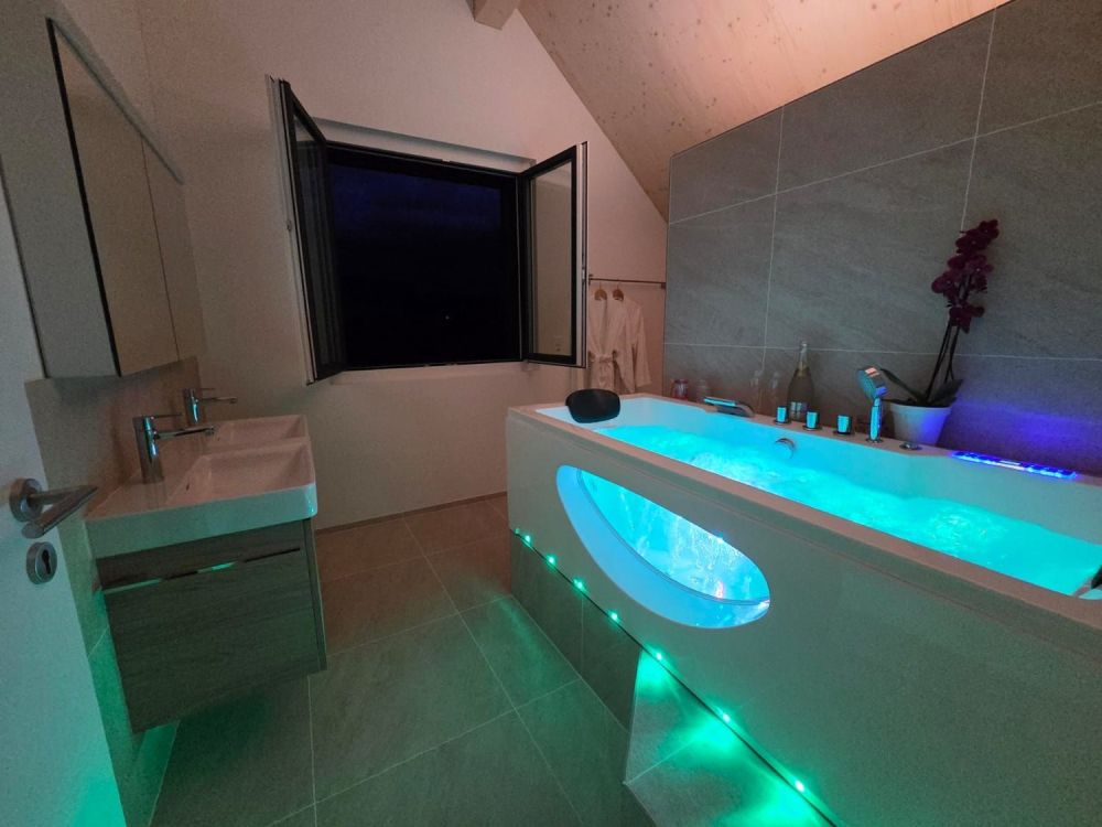 Moderne 5.5-Zimmer-Wohnung mit Balkon in Werthenstein - Neubau - Image 3