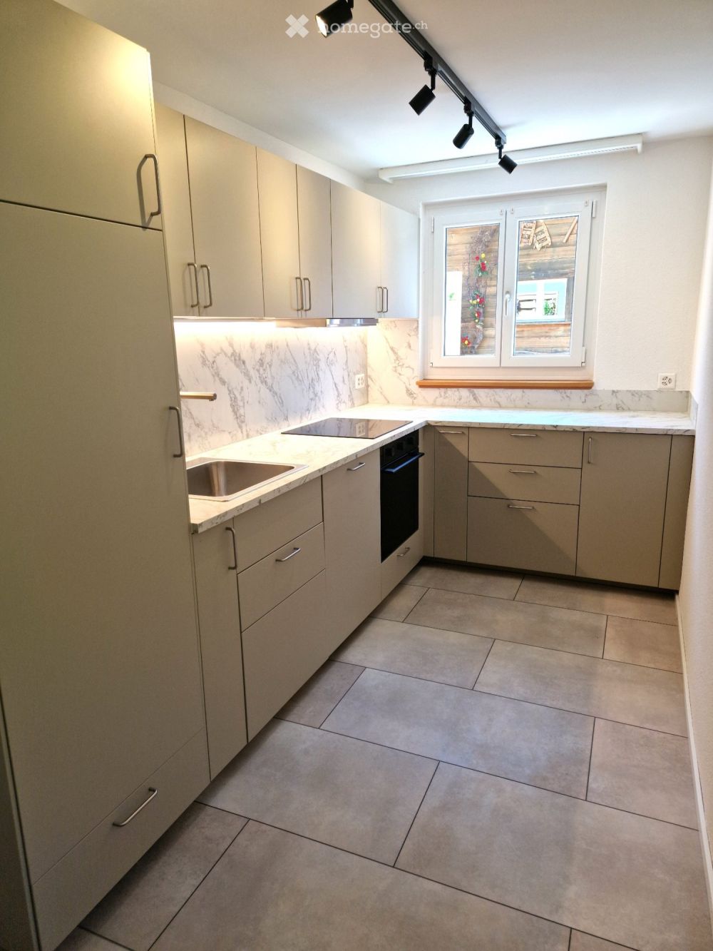 Top renoviertes 5.5-Zimmer-Haus mit grosser Terrasse+Garage - Bild 5