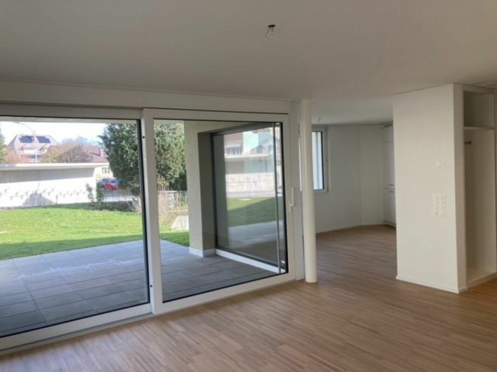 Attraktive 2.5 Zimmerwohnung mit Sitzplatz - Bild 6